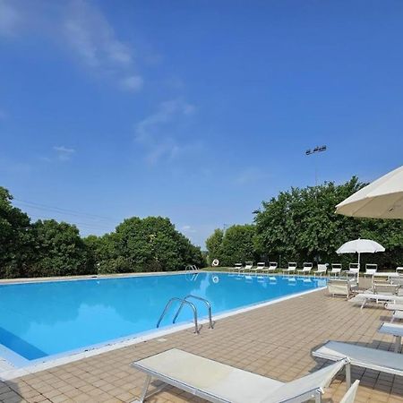 Wendy Apartment- Twobedroom & Pool & Parkprivatefree & Sports Desenzano del Garda Exterior photo